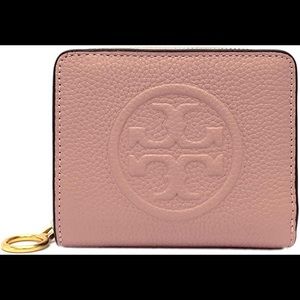 Tory Burch Perry Bombé Bi-fold Wallet in Pink Moon NWT